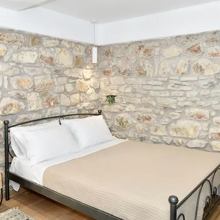 Apartment Captain Theo Annoula Lefkimmi (Corfu)